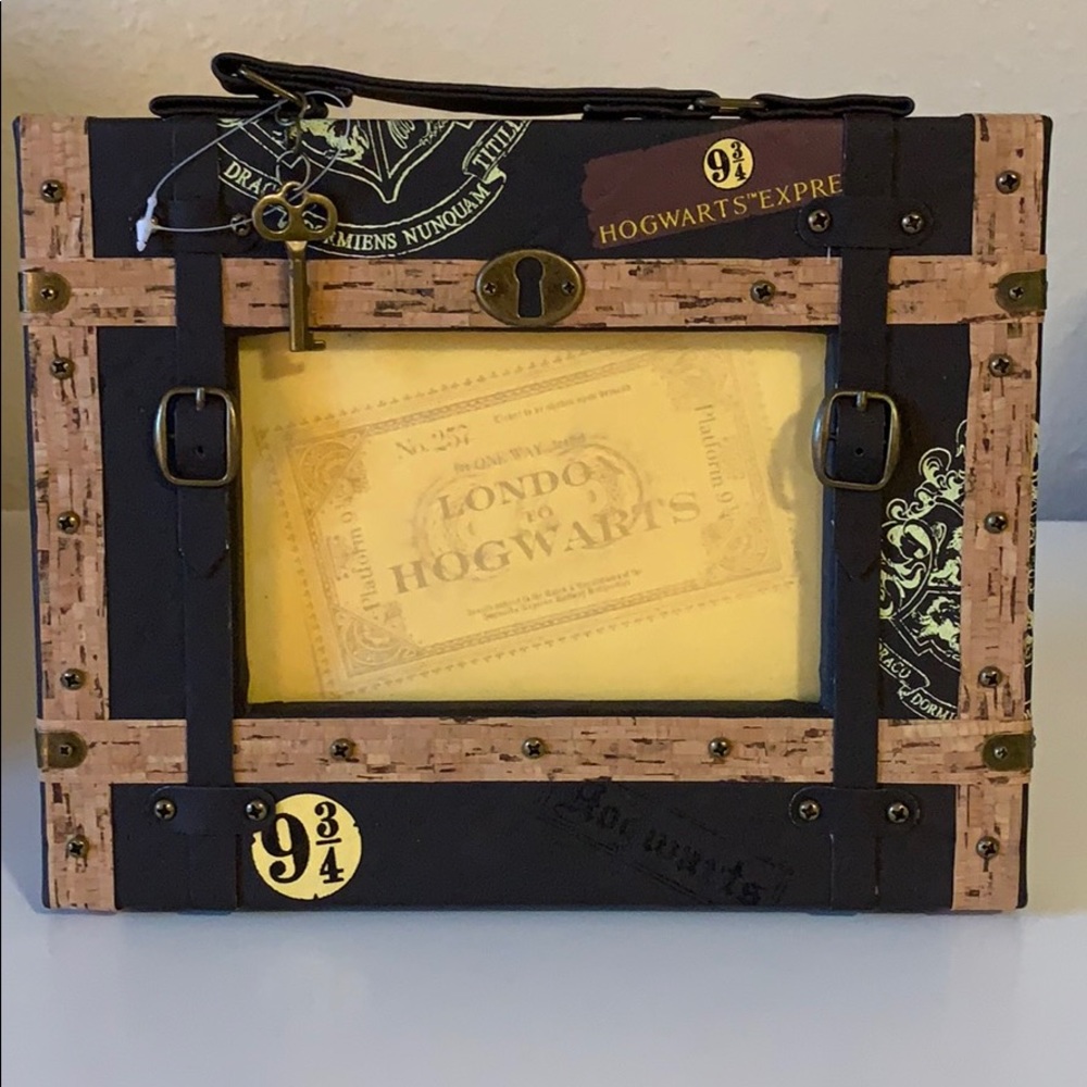 Universal Harry Potter picture frame - Brand New